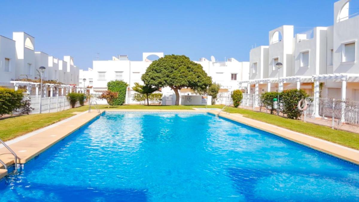 Garden Vistas. Hermoso Duplex Con Patio, Solarium Y Piscina. Vera Extérieur photo